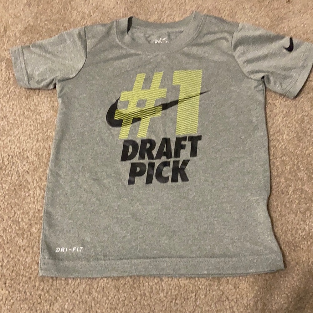 Nike Dr-Fit top